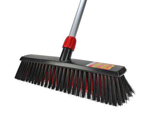 BESEN 40 CM BLACKSTAR MIT STIEL 150